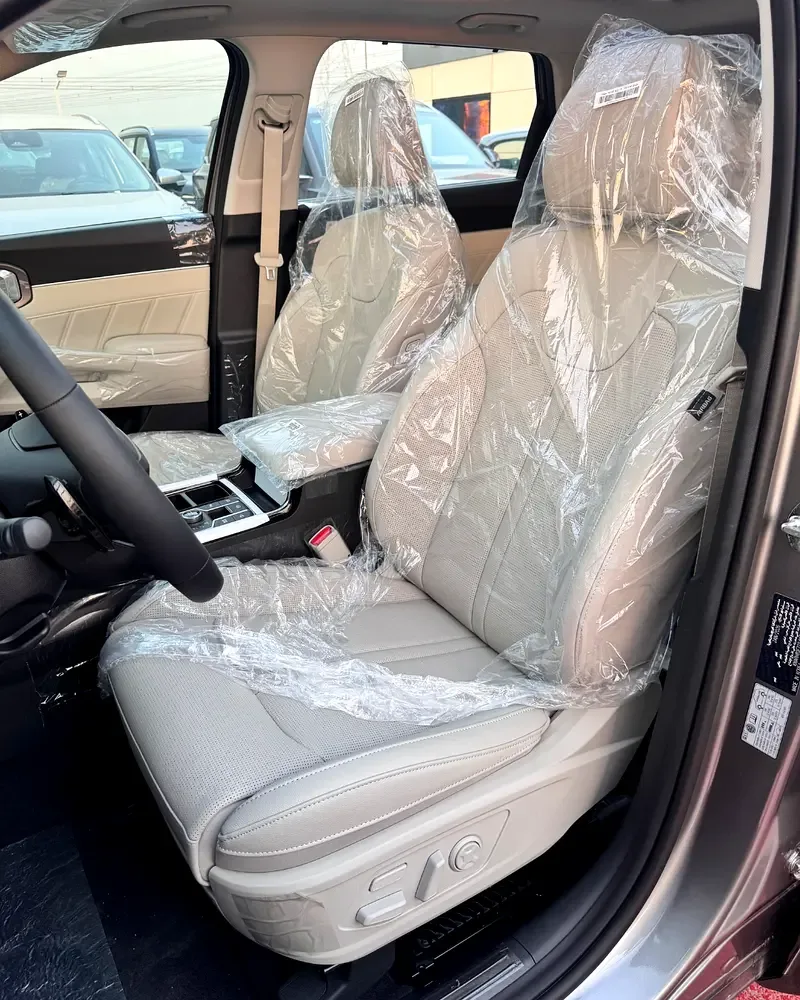 Kia Sorento 3.5 AT AWD (249 حصان) - 10