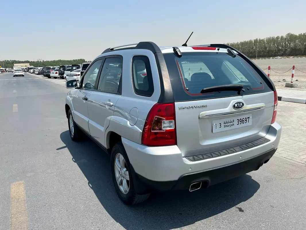 Kia Sportage 2.0 AT (141 حصان) - 4