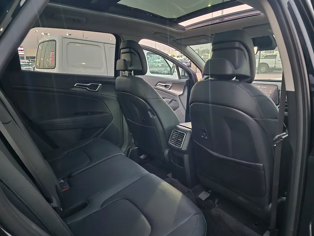 Kia Sportage 2.0 AT (150 حصان) - 11