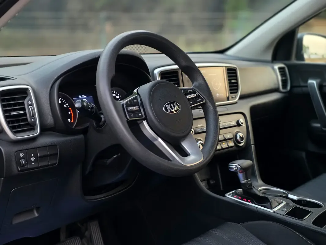 Kia Sportage 2.0 AT (150 حصان) - 19