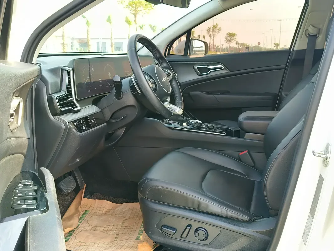 Kia Sportage 2.0 AT (150 hp) - 12