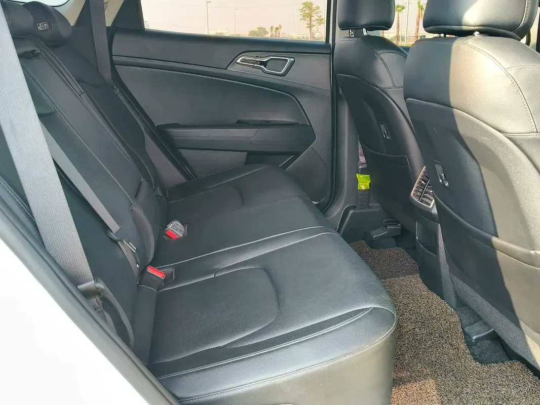 Kia Sportage 2.0 AT (150 hp) - 10