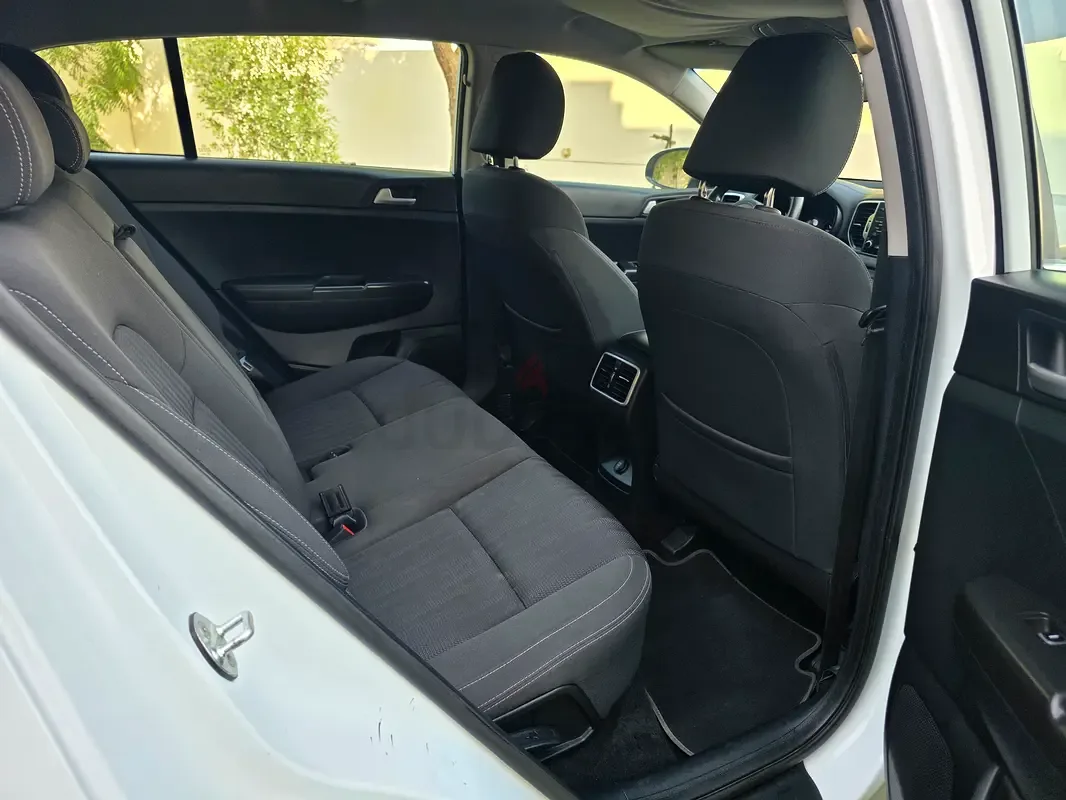 Kia Sportage 2.0 AT (150 hp) - 13