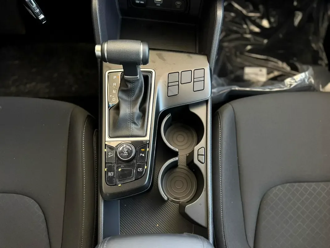 Kia Sportage 2.0 AT (150 hp) - 10