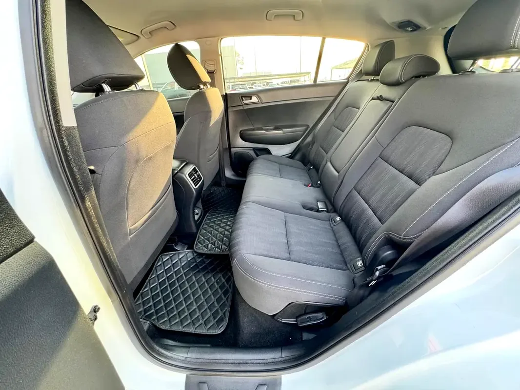 Kia Sportage 2.0 AT (150 حصان) - 12