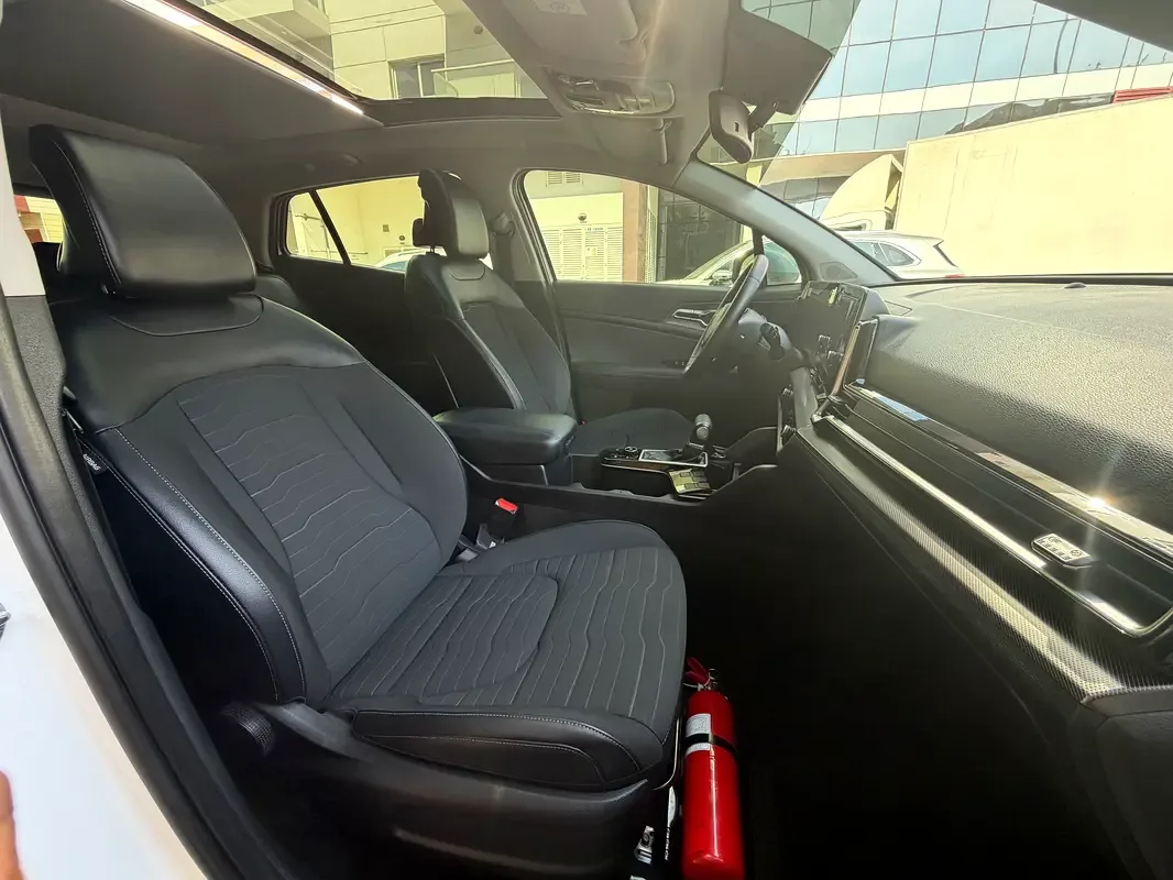 Kia Sportage 2.0 AT (150 حصان) - 12