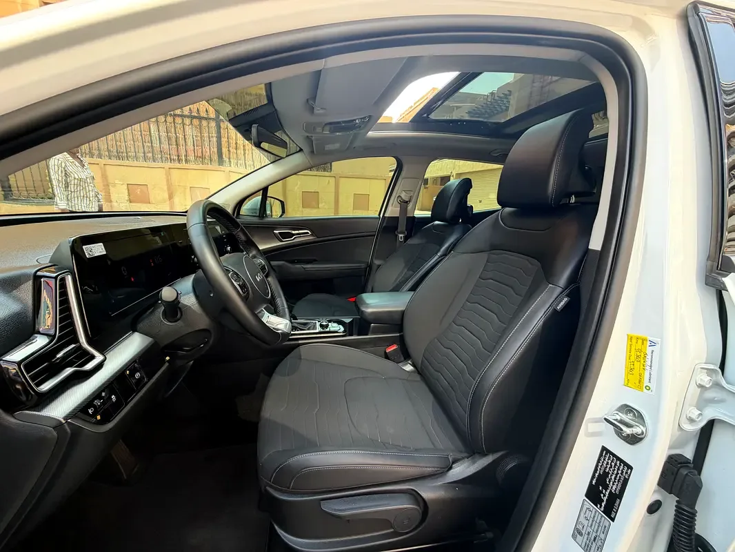 Kia Sportage 2.0 AT (150 حصان) - 11