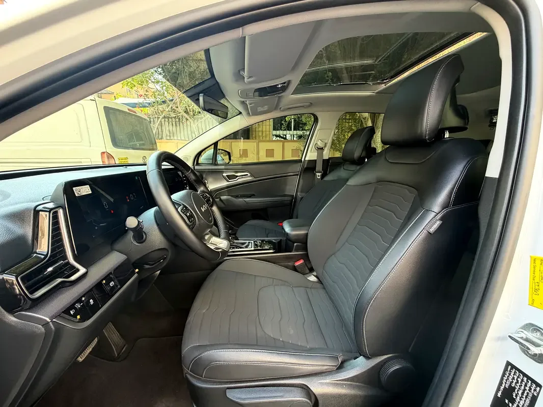 Kia Sportage 2.0 AT (150 حصان) - 14