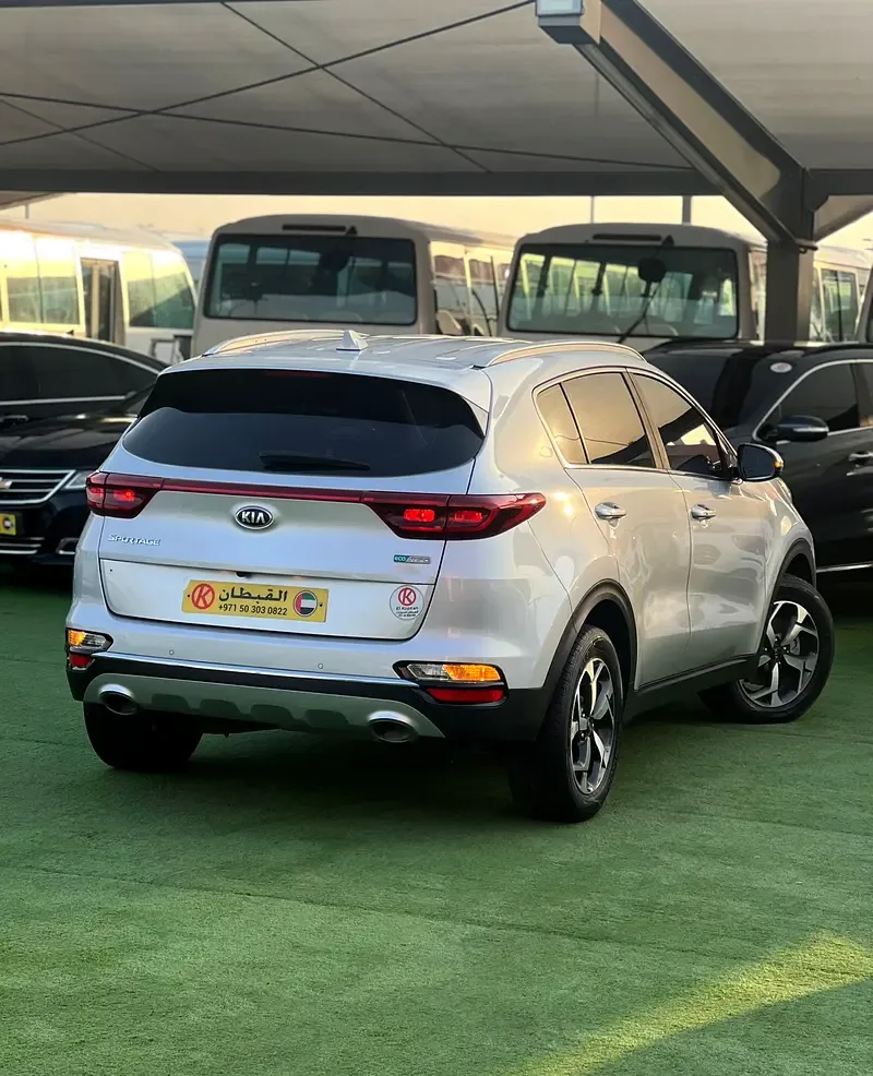 Kia Sportage 2.0 AT (186 حصان) - 4