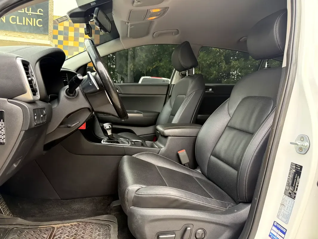 Kia Sportage 2.0 AT (186 حصان) - 9