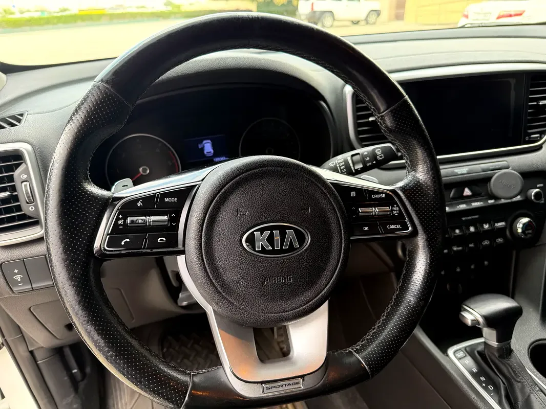 Kia Sportage 2.0 AT (186 حصان) - 8