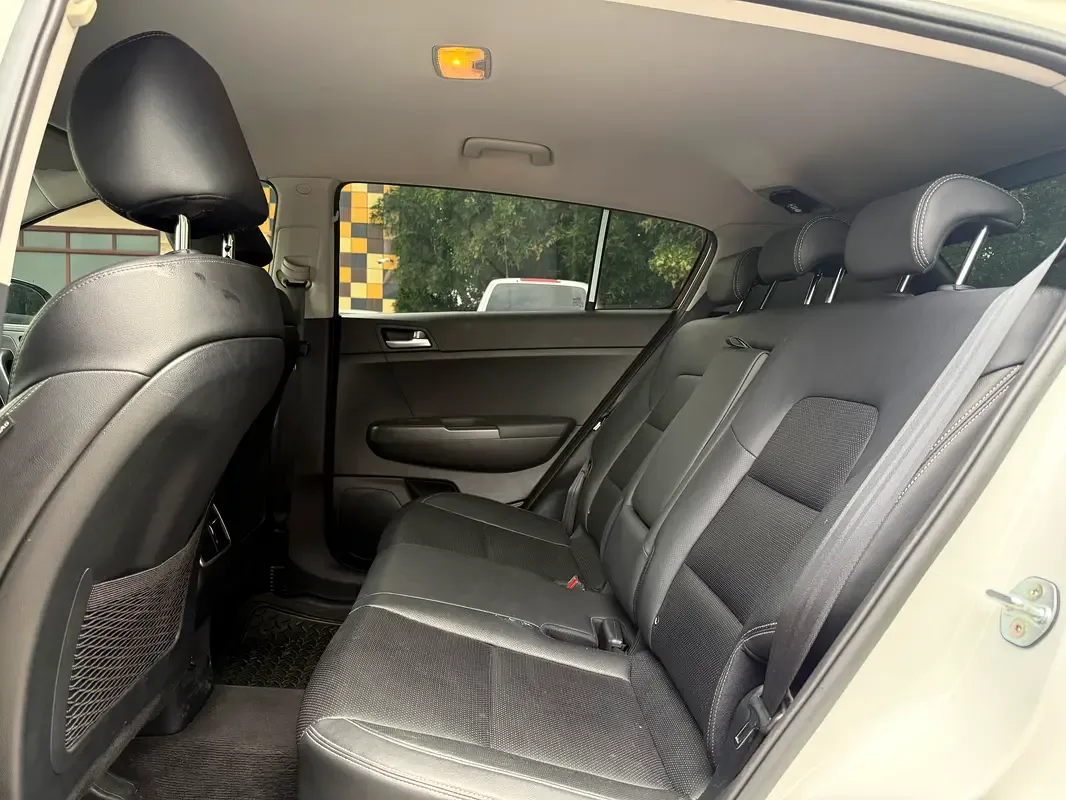 Kia Sportage 2.0 AT (186 حصان) - 11