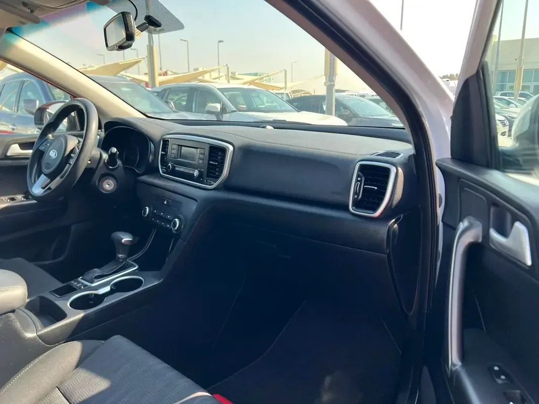 Kia Sportage 2.4 AT (181 hp) - 10