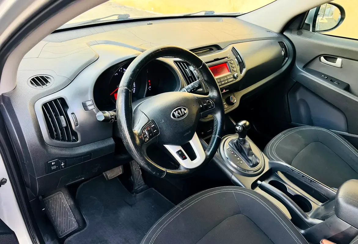 Kia Sportage 2.4 AT (184 hp) - 10