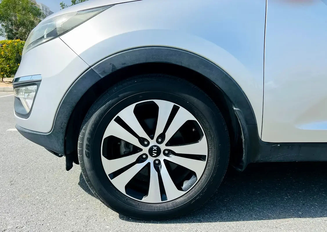 Kia Sportage 2.4 AT (184 hp) - 16