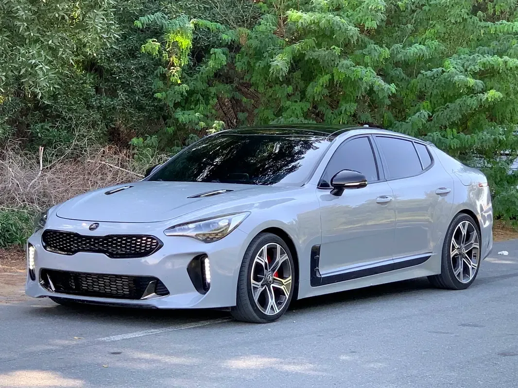 Kia Stinger 2.0 AT RWD (197 حصان) - 2