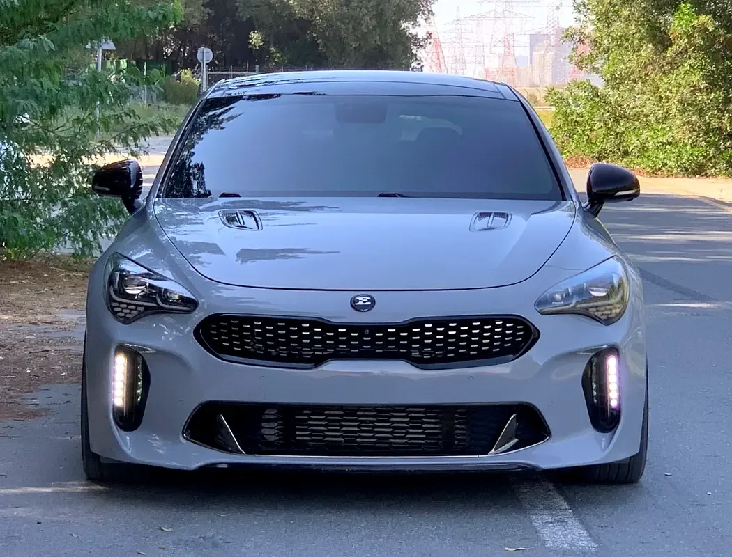 Kia Stinger 2.0 AT RWD (197 hp)