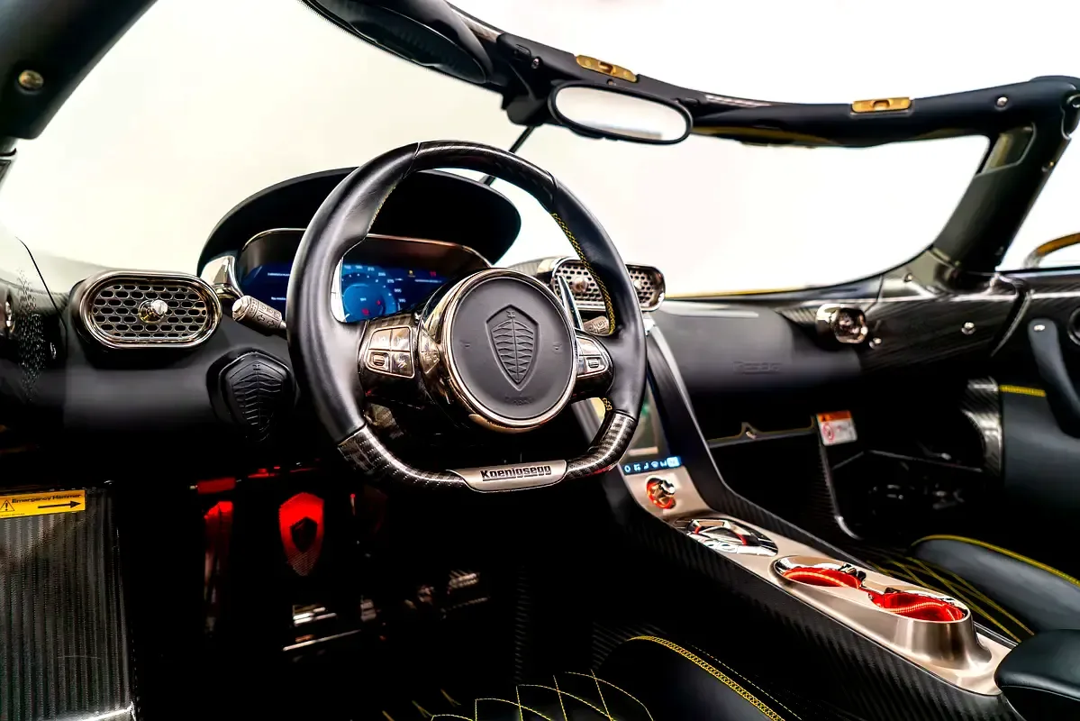 Koenigsegg Regera 5.0 AT (1100 hp) - 10