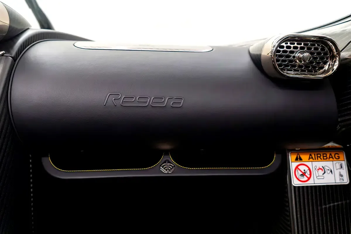 Koenigsegg Regera 5.0 AT (1100 hp) - 13