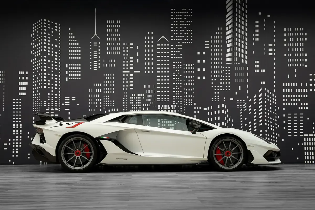 Lamborghini Aventador 6.5 AMT (770 حصان) - 9