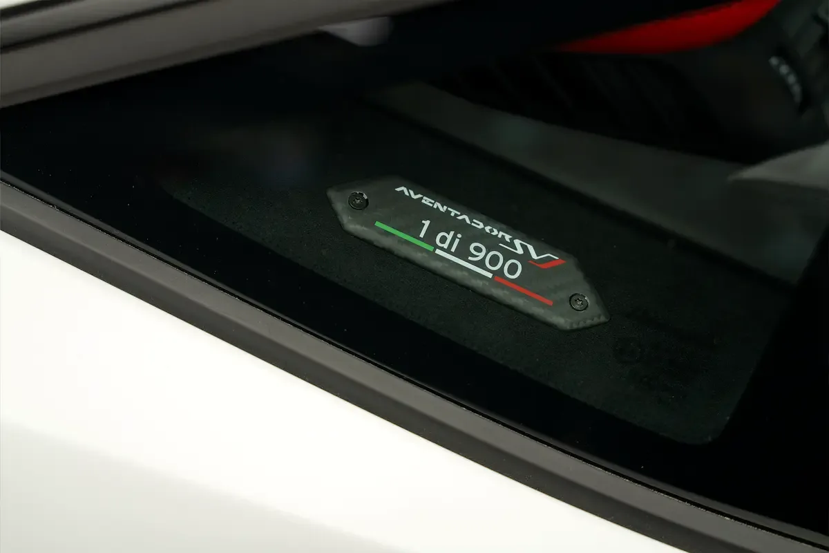 Lamborghini Aventador 6.5 AMT (770 حصان) - 17