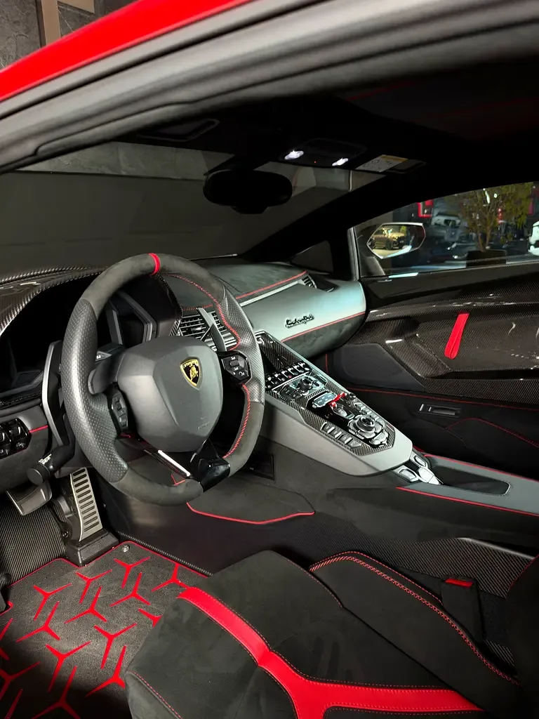 Lamborghini Aventador 6.5 AMT (770 حصان) - 7