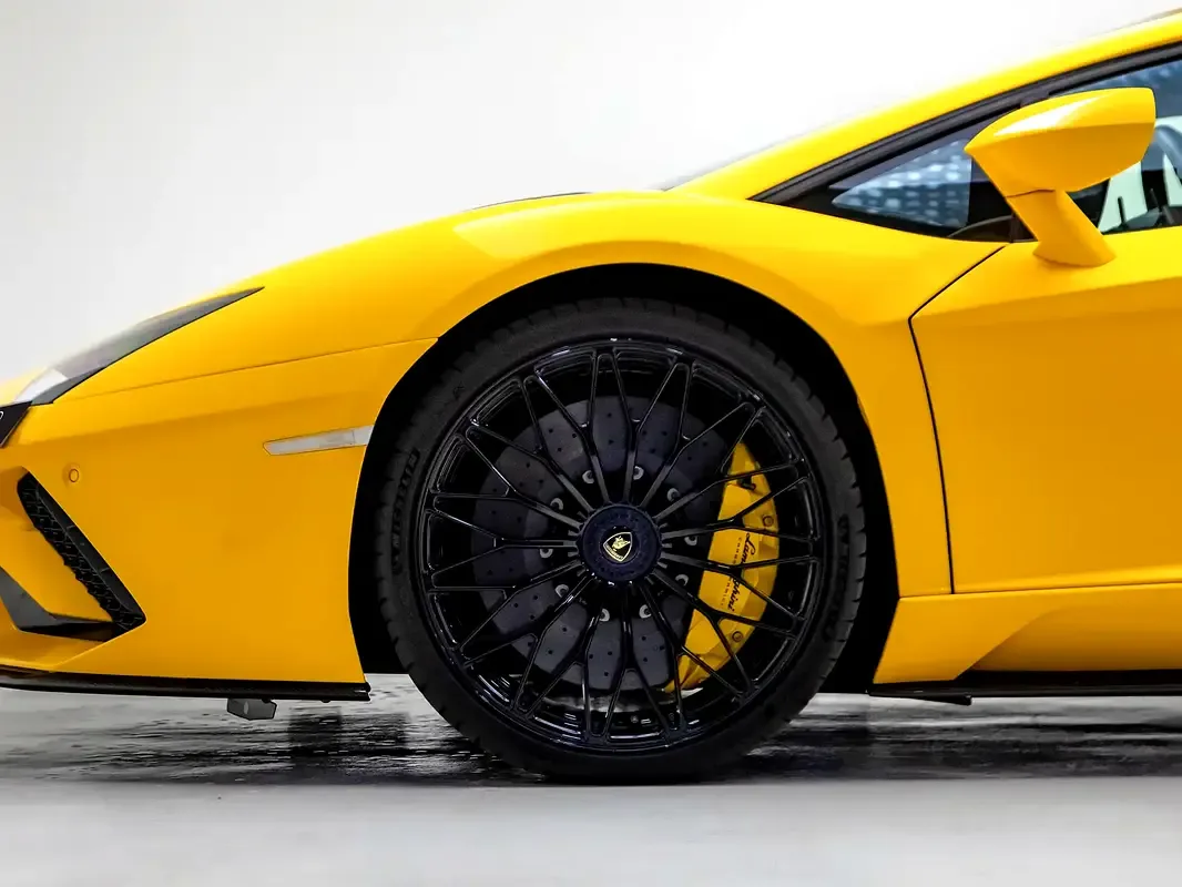 Lamborghini Aventador 6.5 AMT AWD (740 hp) - 20