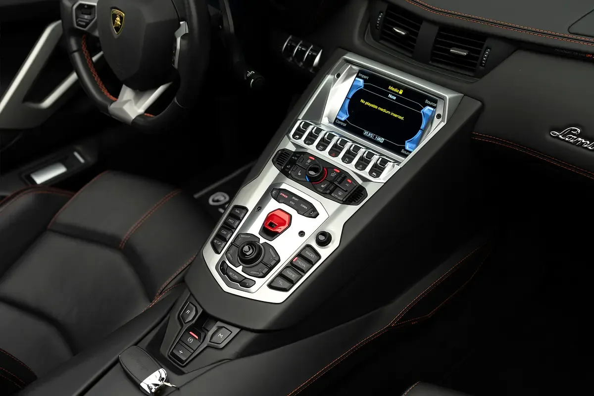 Lamborghini Aventador 6.5 AMT AWD (740 hp) - 14