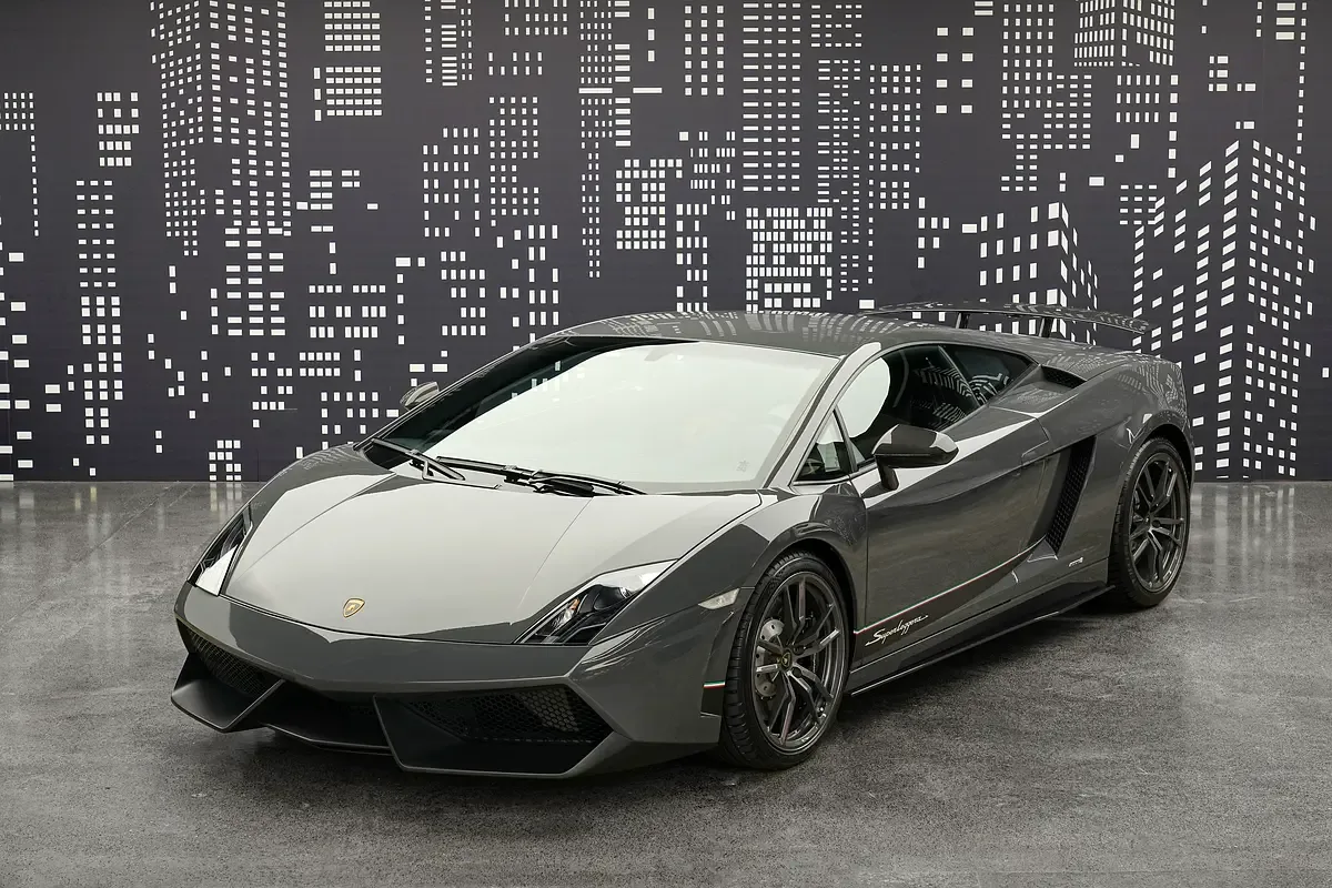 Lamborghini Gallardo 5.2 AMT AWD (570 hp)