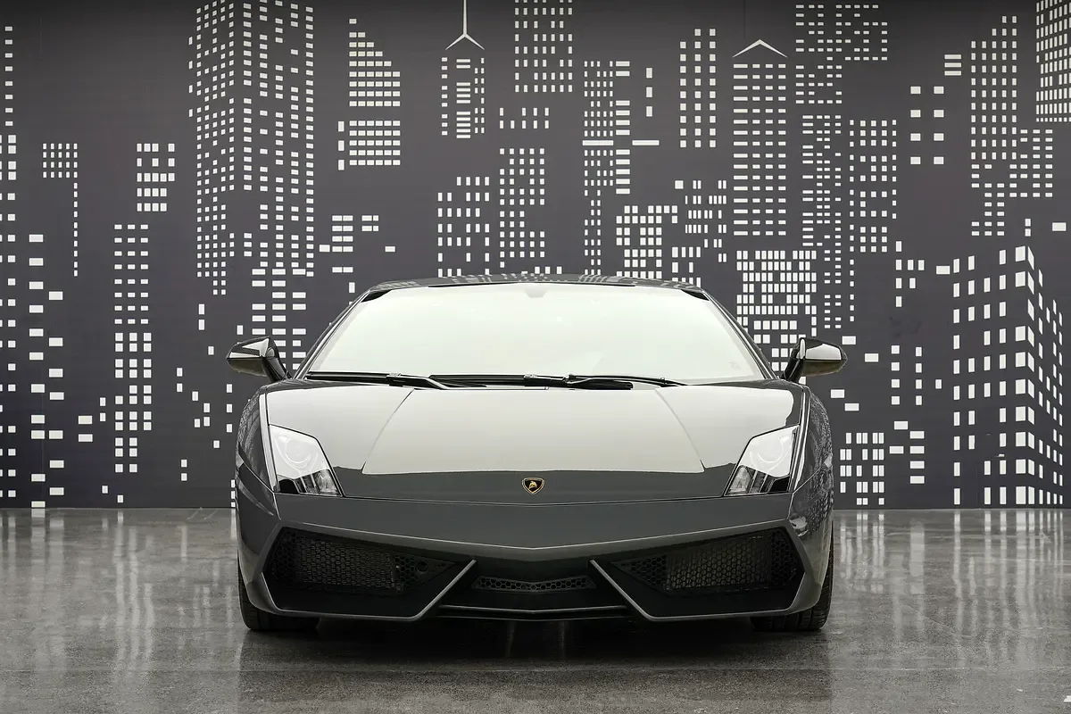 Lamborghini Gallardo 5.2 AMT AWD (570 hp) - 8