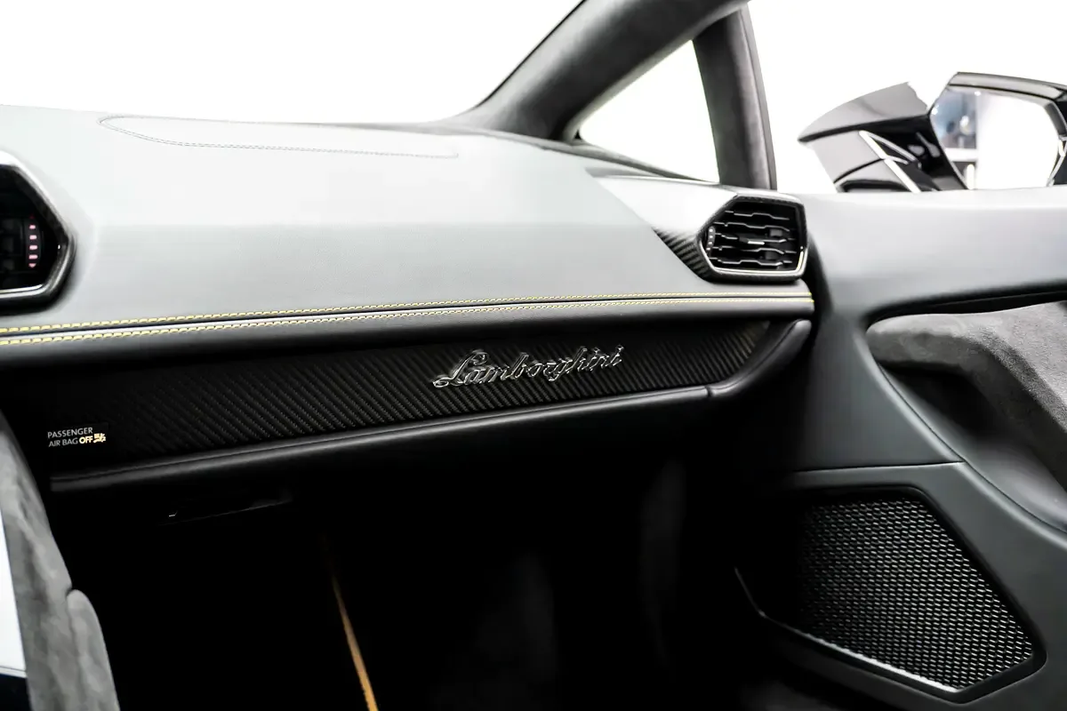 Lamborghini Huracán 5.2 AMT 4WD (640 hp) - 12