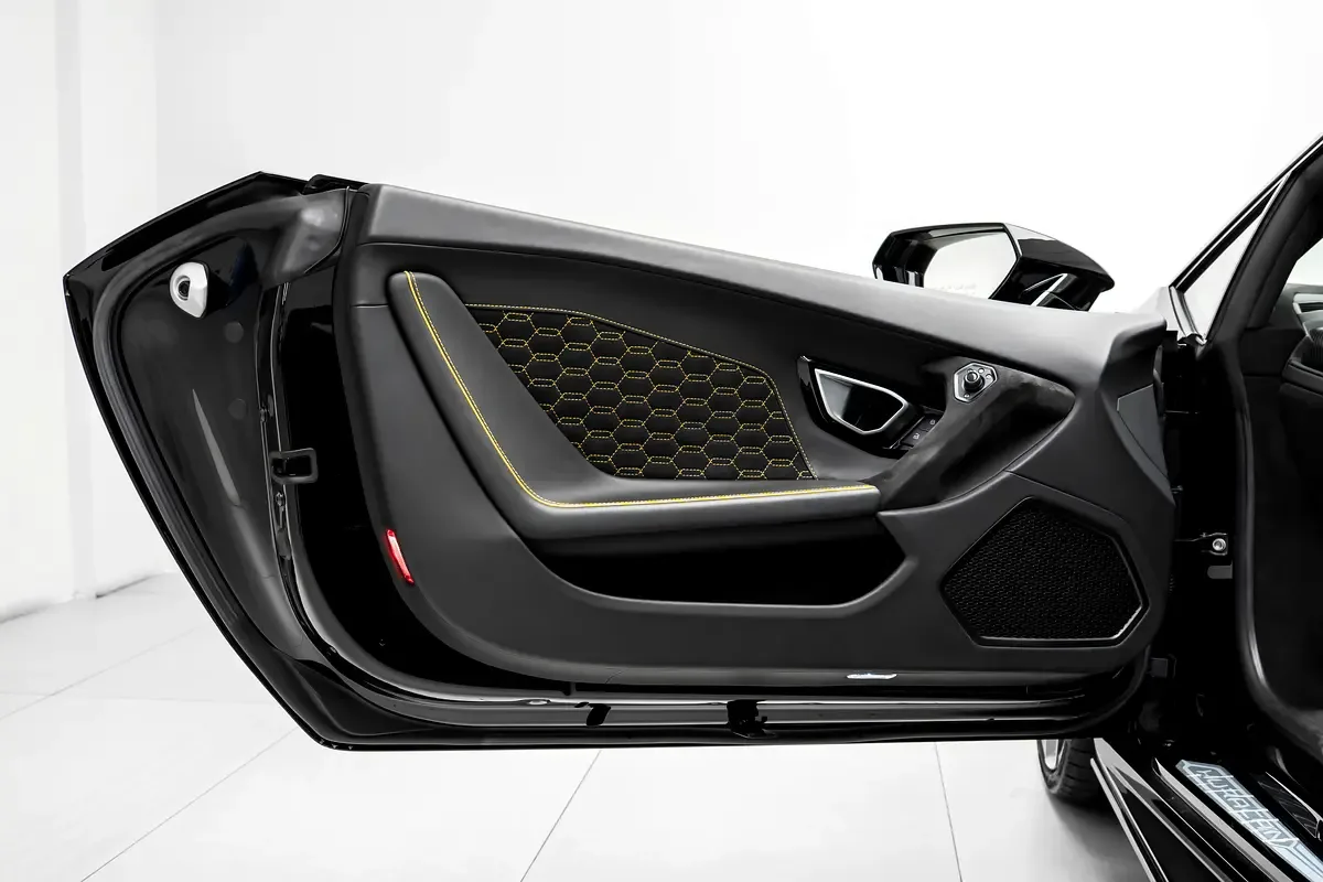 Lamborghini Huracán 5.2 AMT 4WD (640 hp) - 17
