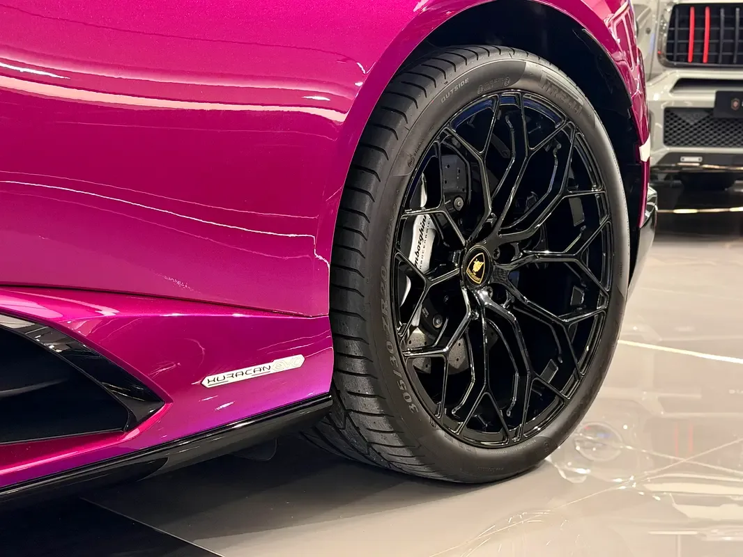 Lamborghini Huracán 5.2 AMT (610 حصان) - 3