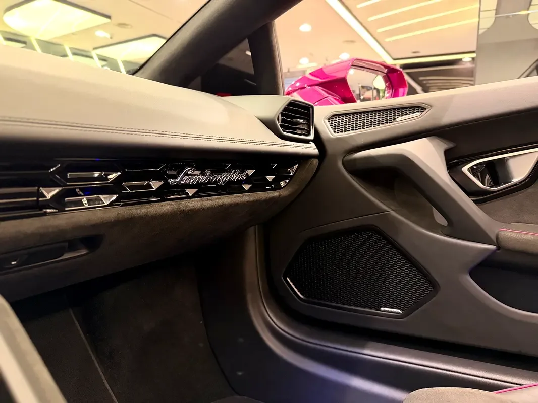 Lamborghini Huracán 5.2 AMT (610 حصان) - 11