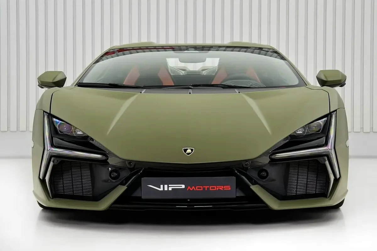 Lamborghini Revuelto 6.5 AMT 4WD (1015 حصان) - 2