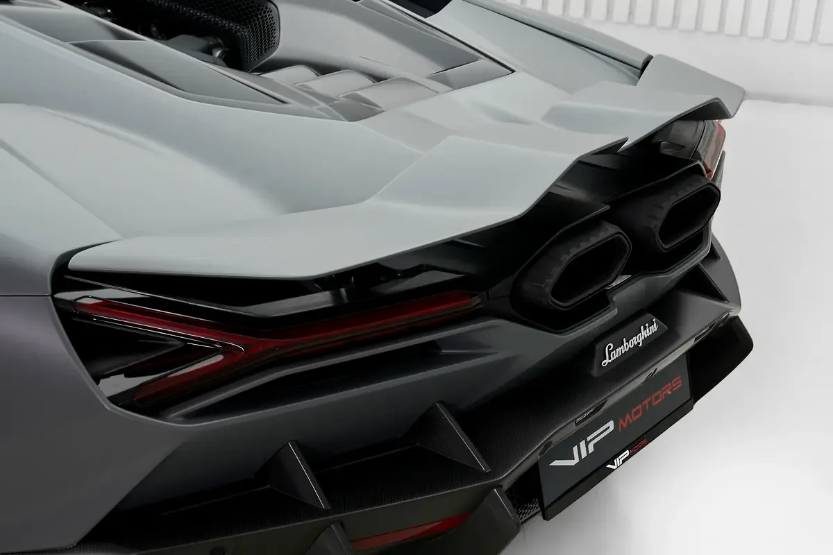 Lamborghini Revuelto 6.5 AMT 4WD (1015 hp) - 11