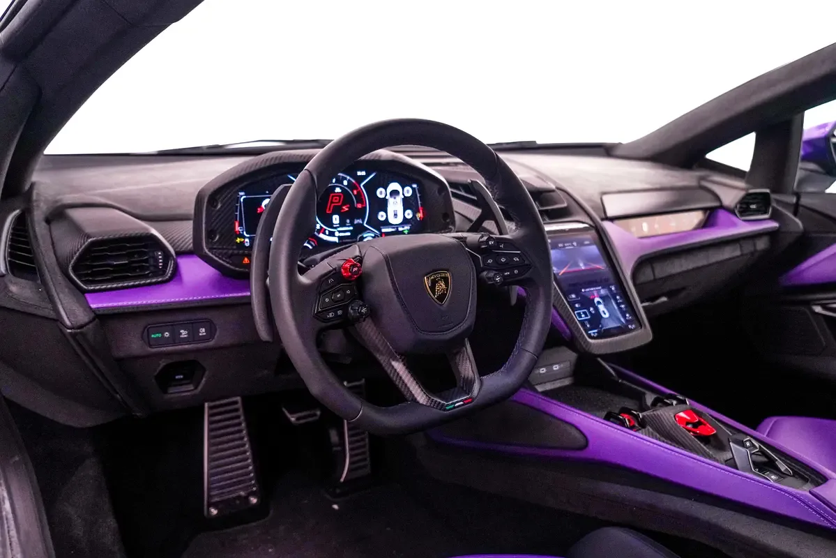 Lamborghini Revuelto 6.5 AMT 4WD (1015 hp) - 8