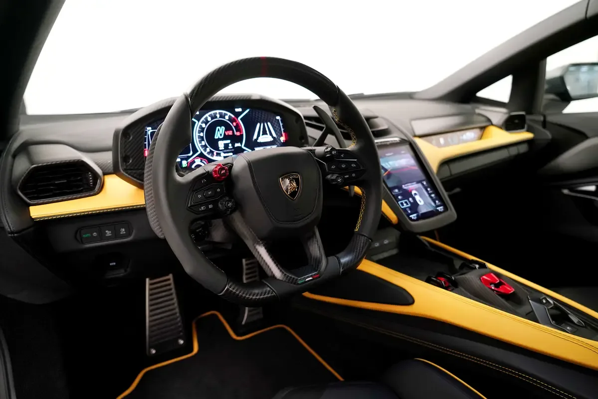 Lamborghini Revuelto 6.5 AMT 4WD (1015 حصان) - 8