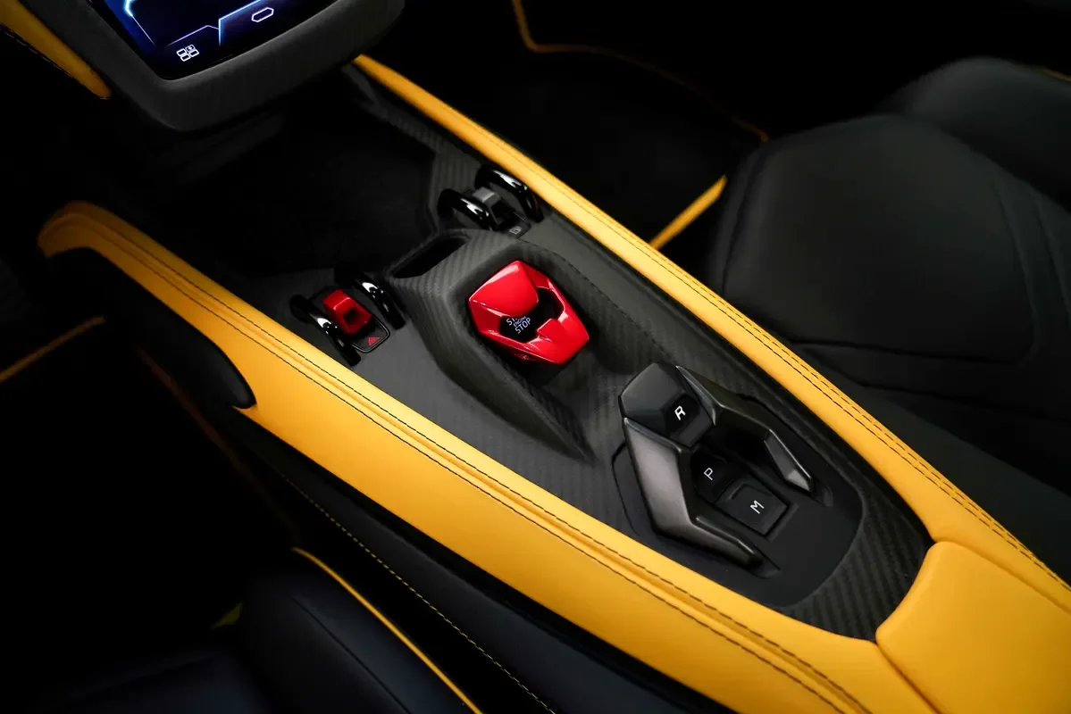 Lamborghini Revuelto 6.5 AMT 4WD (1015 حصان) - 10