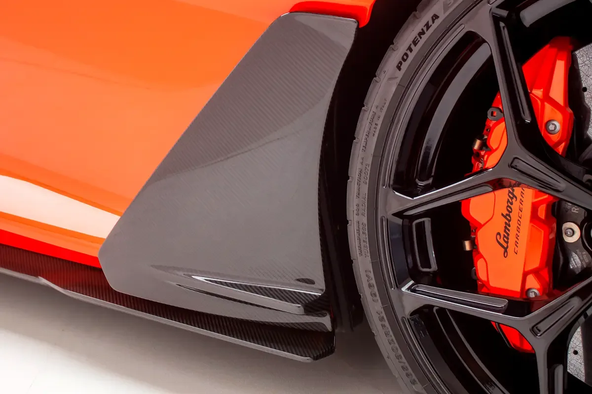 Lamborghini Revuelto 6.5 AMT 4WD (1015 حصان) - 12