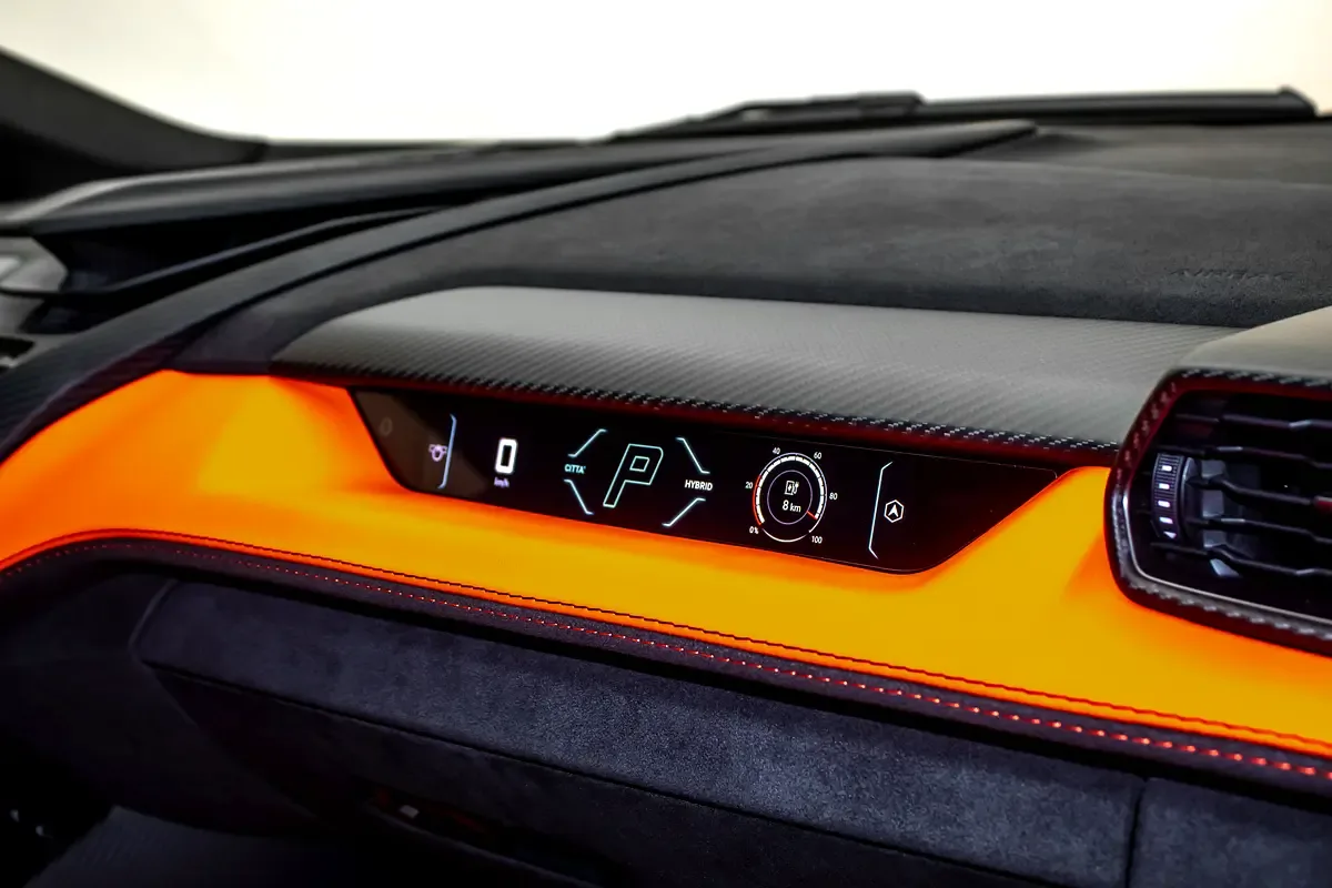 Lamborghini Revuelto 6.5 AMT 4WD (1015 حصان) - 18