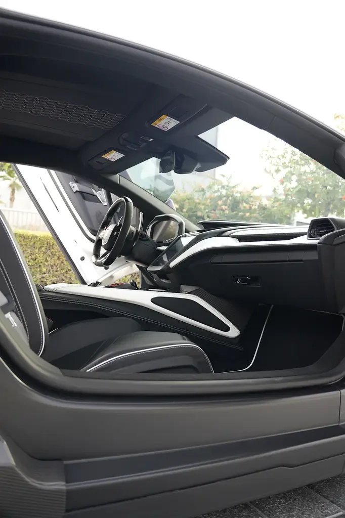 Lamborghini Revuelto 6.5 AMT 4WD (1015 hp) - 6