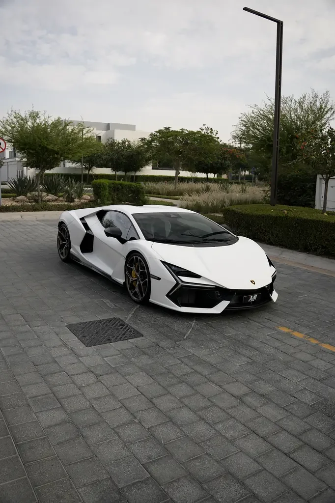 Lamborghini Revuelto 6.5 AMT 4WD (1015 hp) - 4