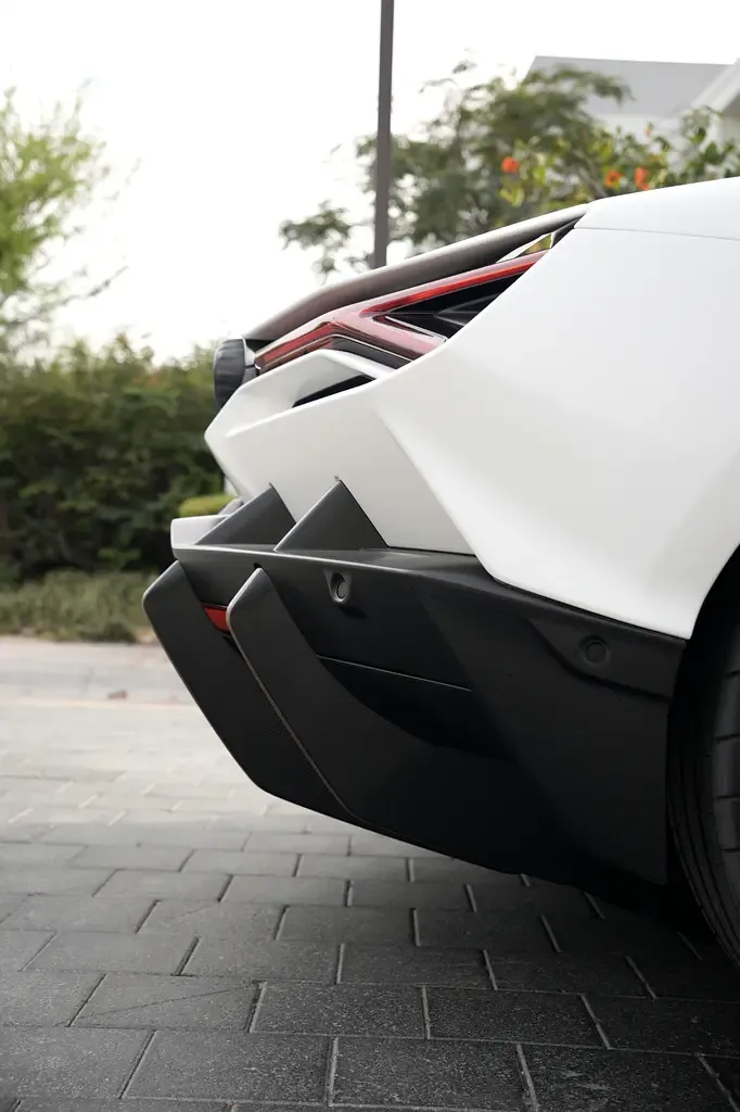 Lamborghini Revuelto 6.5 AMT 4WD (1015 hp) - 17
