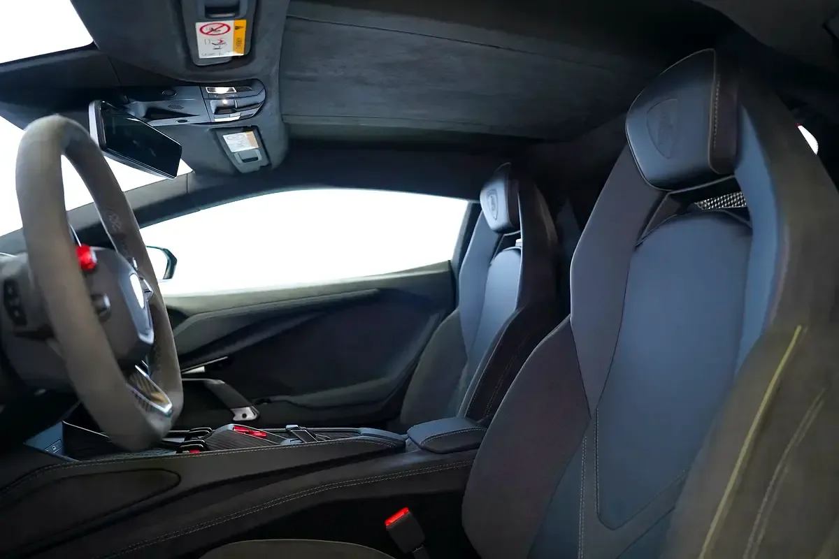 Lamborghini Revuelto 6.5 AMT 4WD (1015 hp) - 7