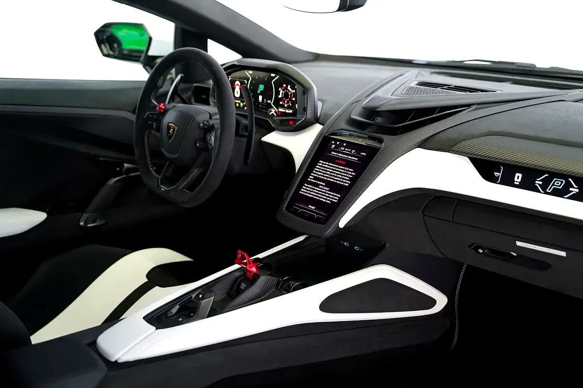 Lamborghini Revuelto 6.5 AMT 4WD (1015 hp) - 14