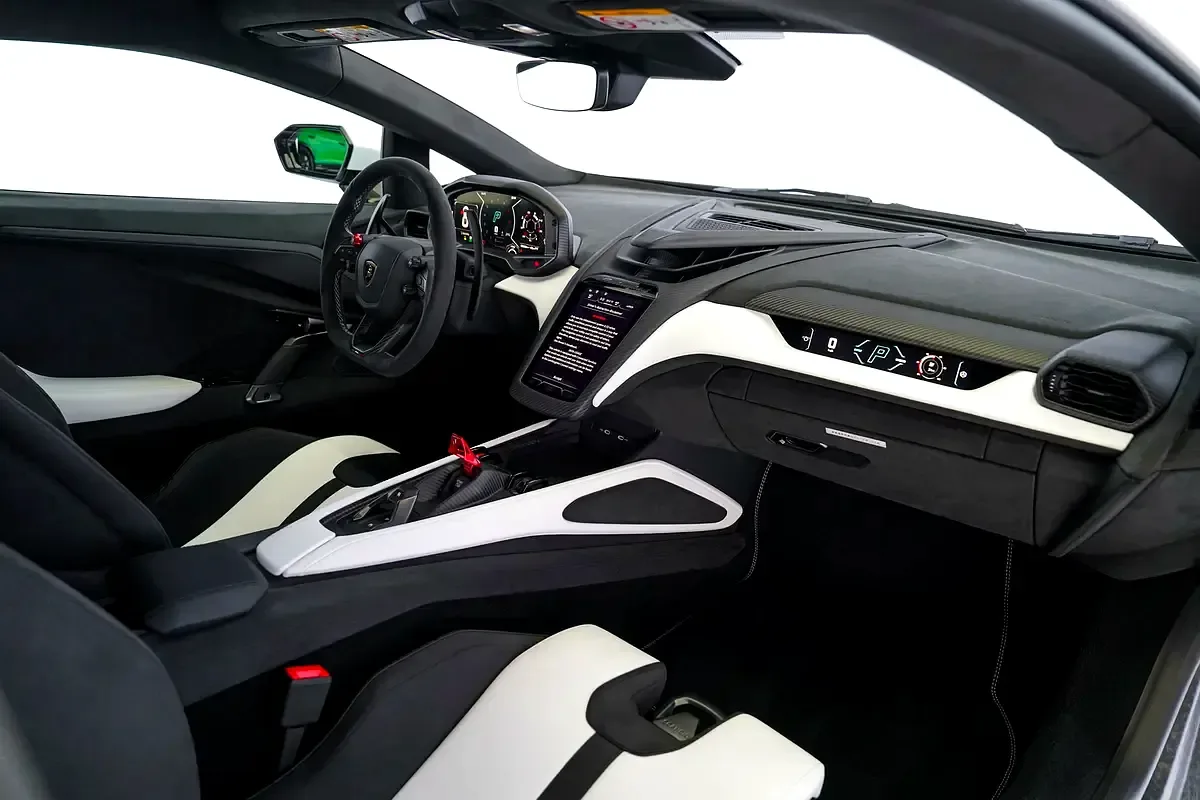 Lamborghini Revuelto 6.5 AMT 4WD (1015 hp) - 13
