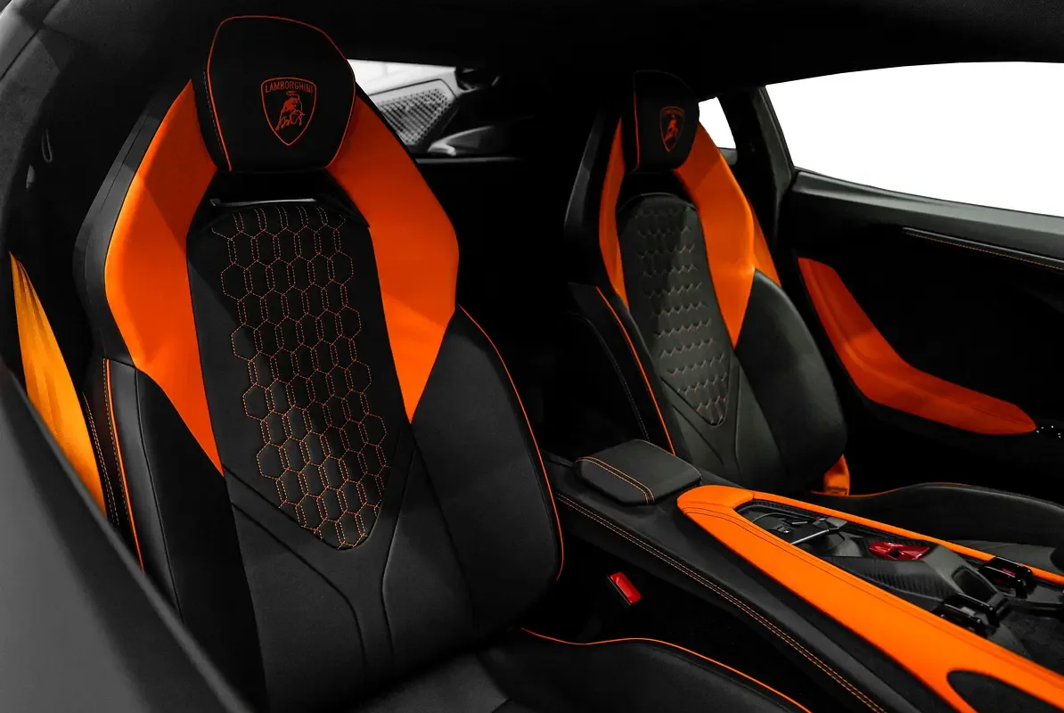 Lamborghini Revuelto 6.5 AMT 4WD (1015 hp) - 8