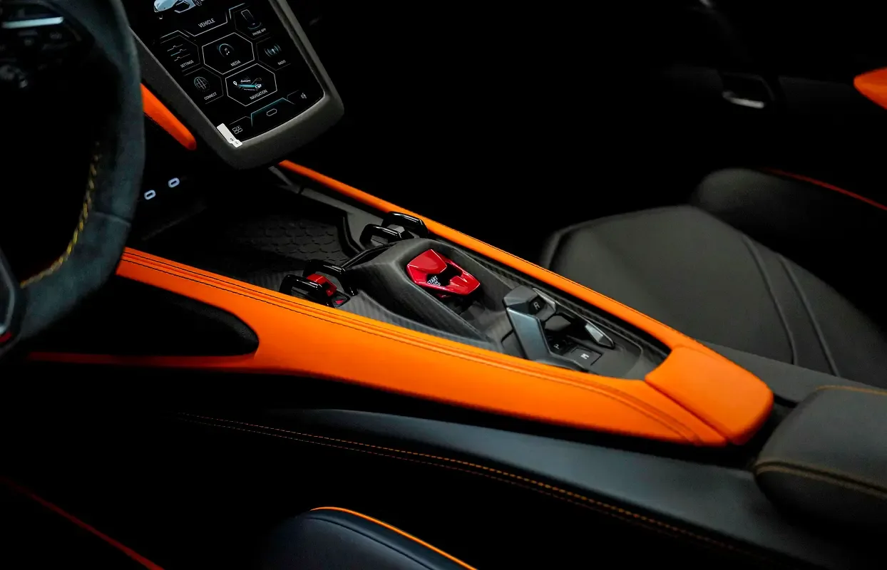 Lamborghini Revuelto 6.5 AMT 4WD (1015 hp) - 9