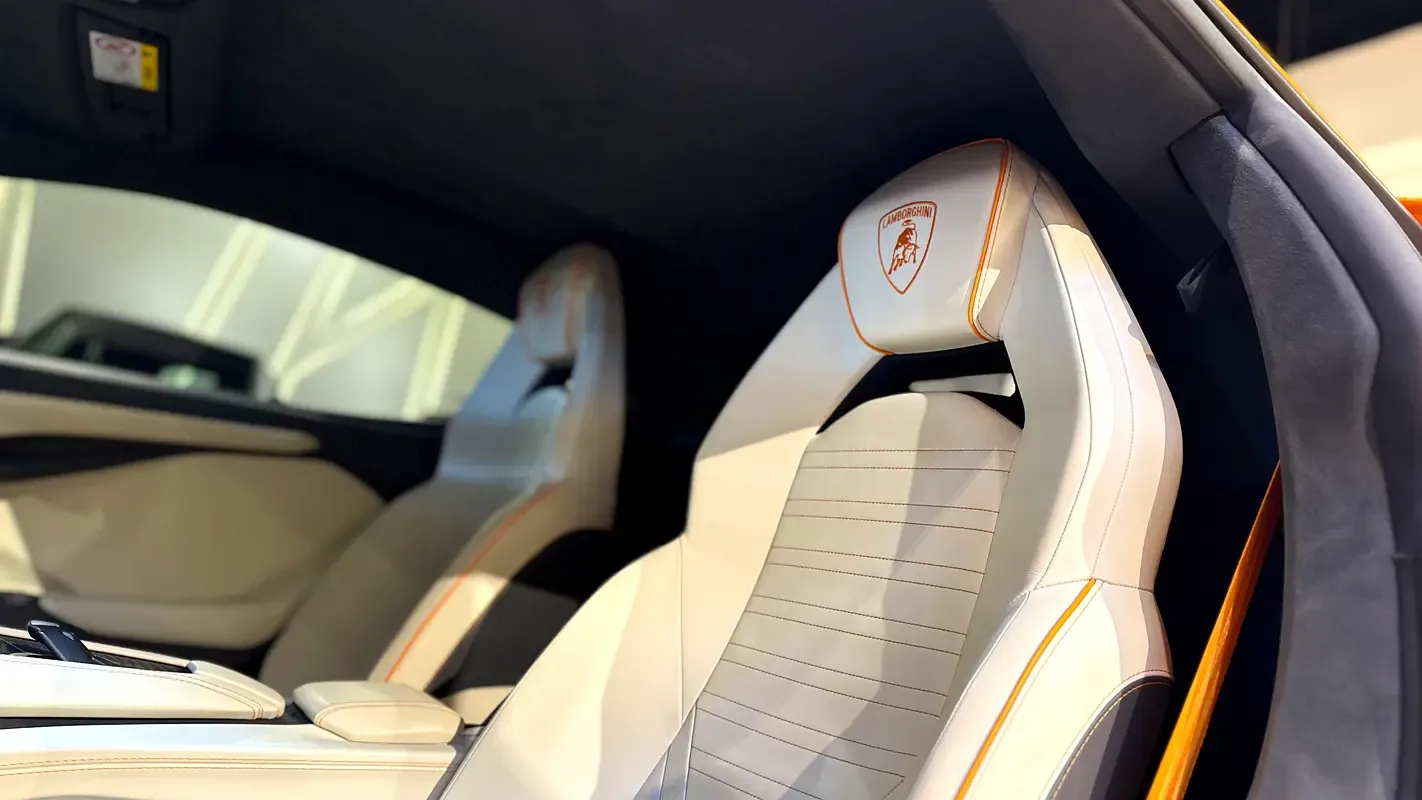 Lamborghini Revuelto 6.5 AMT 4WD (1015 حصان) - 11